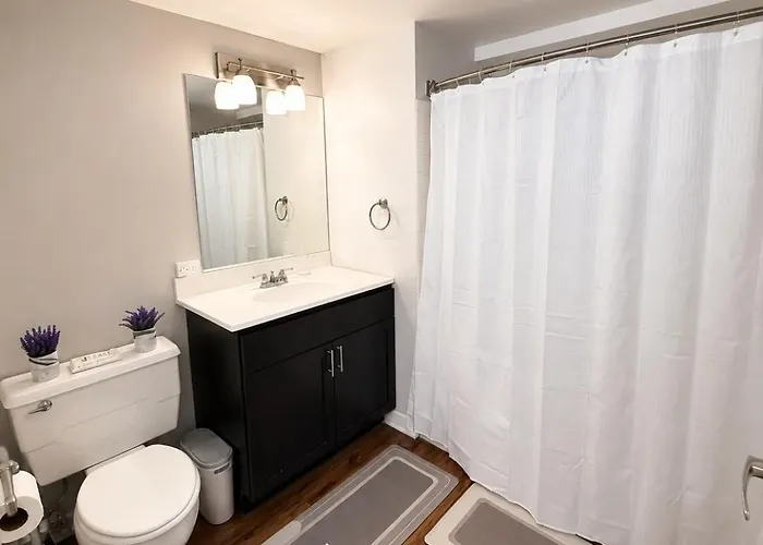 Spacious 1 Bedroom Downtown View Near River Experiences * Tulsa